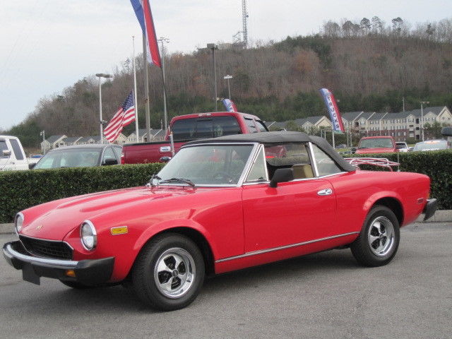 1979 Fiat 124 Spider - photo 2