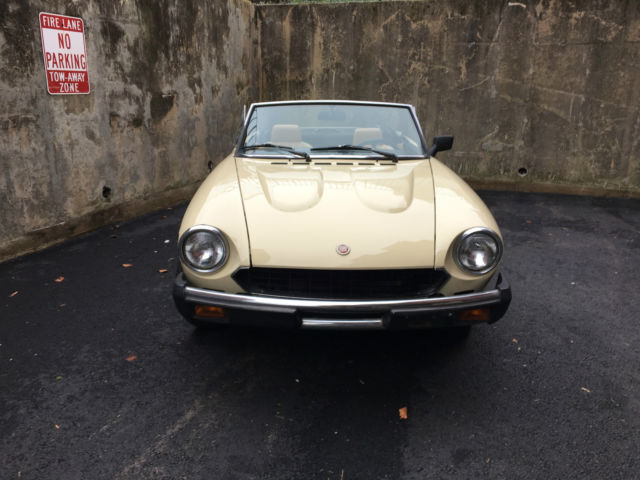 1979 Fiat 124 Spider Spider Convertible 2-Door - photo 11