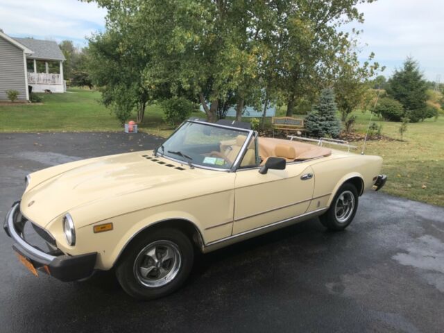 1979 Fiat 2000 Spider Convertible 1979 Fiat 124 Spider