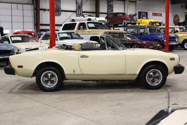 1979 Fiat Spider 2000 -- - photo 6