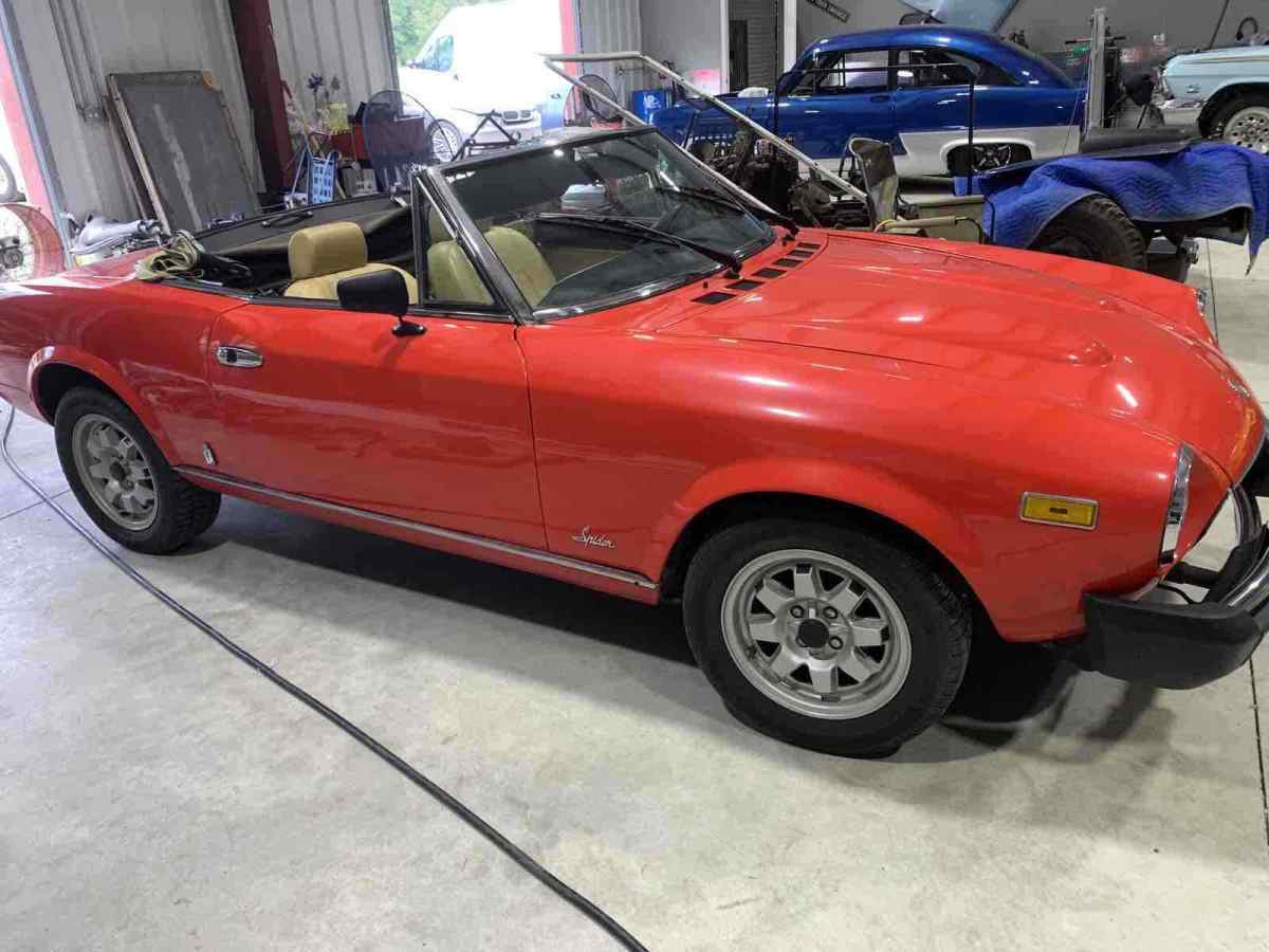 1979 Fiat Spider 2000