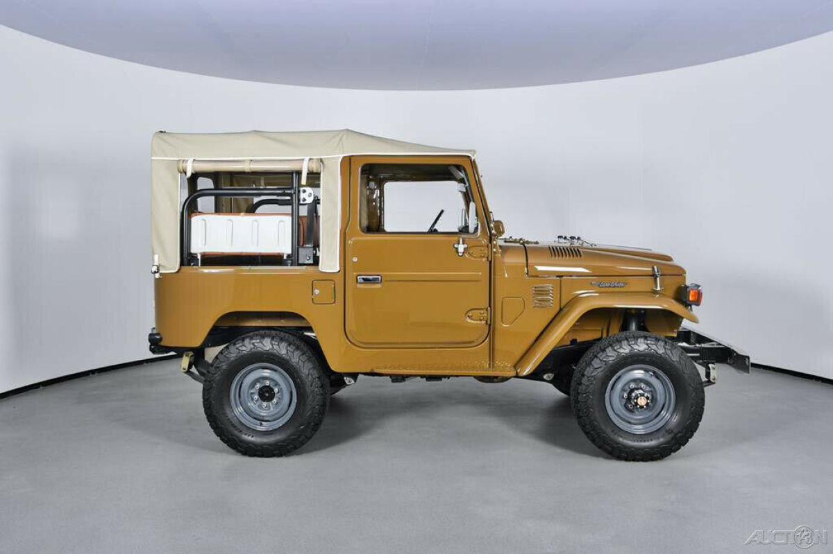 1979 Toyota FJ40 - photo 3