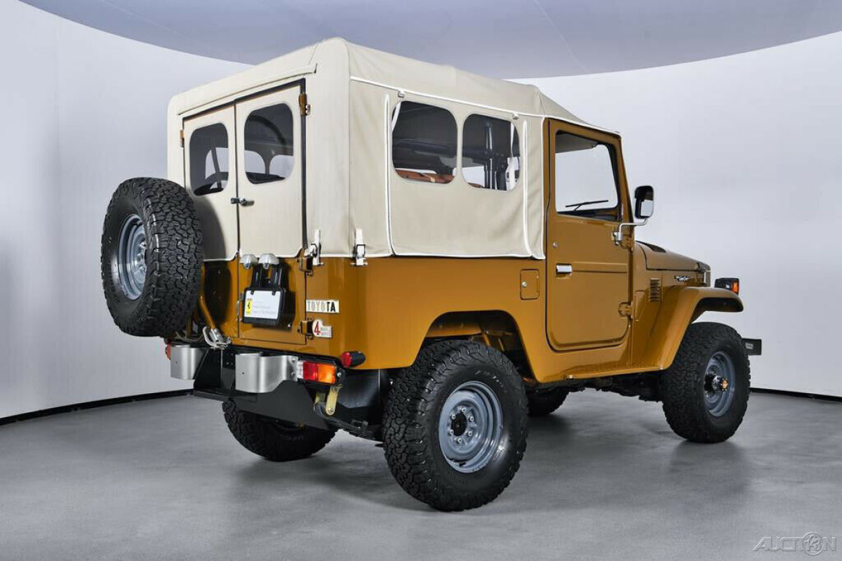 1979 Toyota FJ40 - photo 7