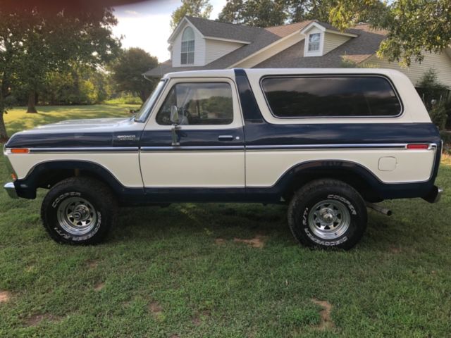 1979 Ford Bronco CUSTOM