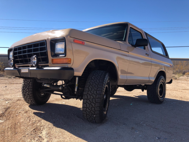 1979 Ford Bronco Custom - photo 9