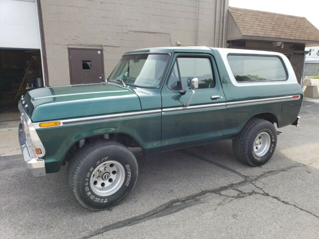 1979 FORD BRONCO EMERALD GREEN RESTORED 400M AUTO TONS OF NEW STUFF 1979 Ford BRONCO XLT