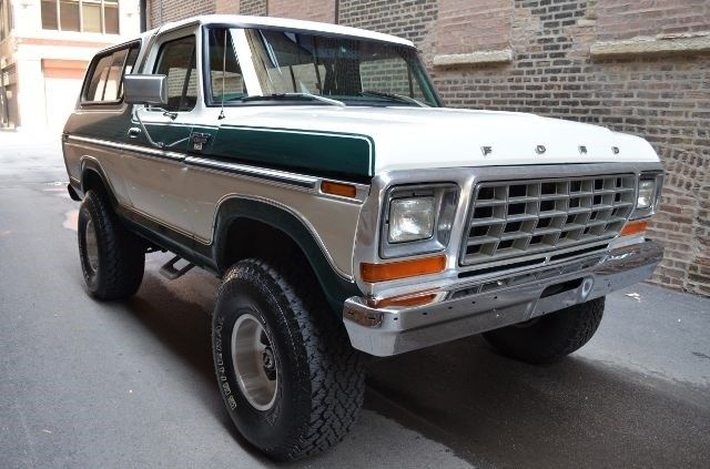 1979 Ford Bronco Ranger XLT 113750 Miles Dark Jade Metallic with Wimbledon White 1979 Ford Bronco Ranger XLT