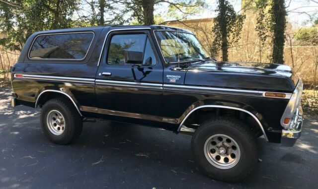1979 Ford Bronco Ranger XLT 2 Door in Black, Automatic, 4WD, Very Original 1979 Ford Bronco