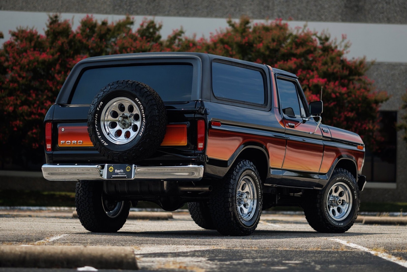 1979 Ford Bronco Restomod 4x4 Coyote - photo 9