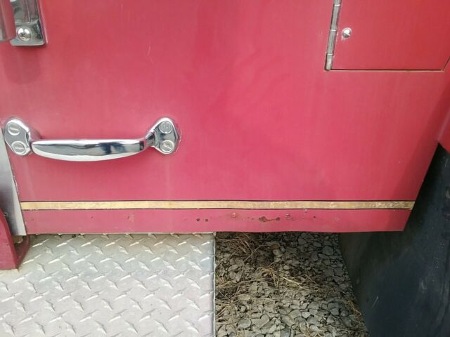 1979 Ford C-8000 Fire Engine / Truck - photo 12