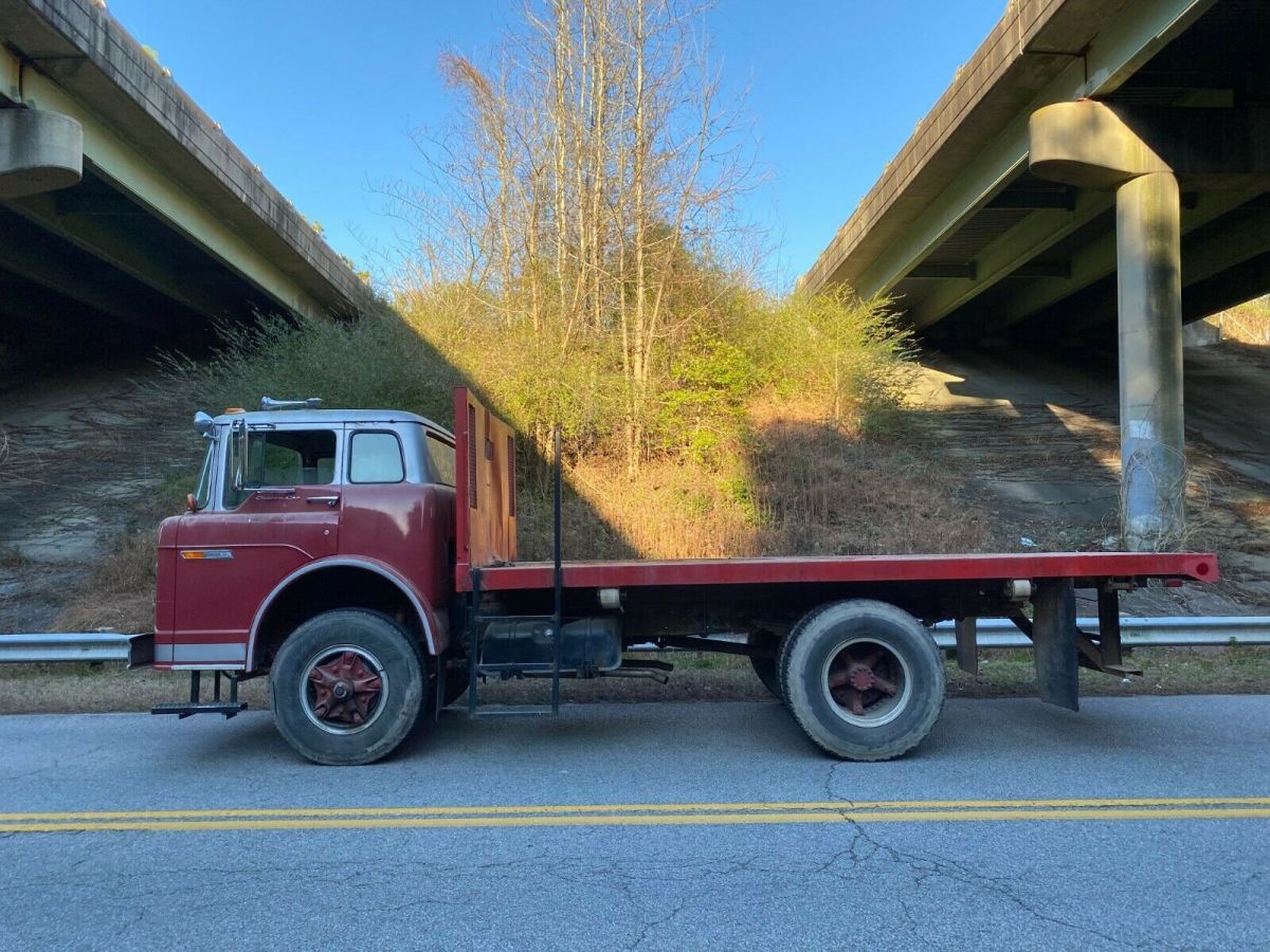 1979 Ford C700 - photo 2