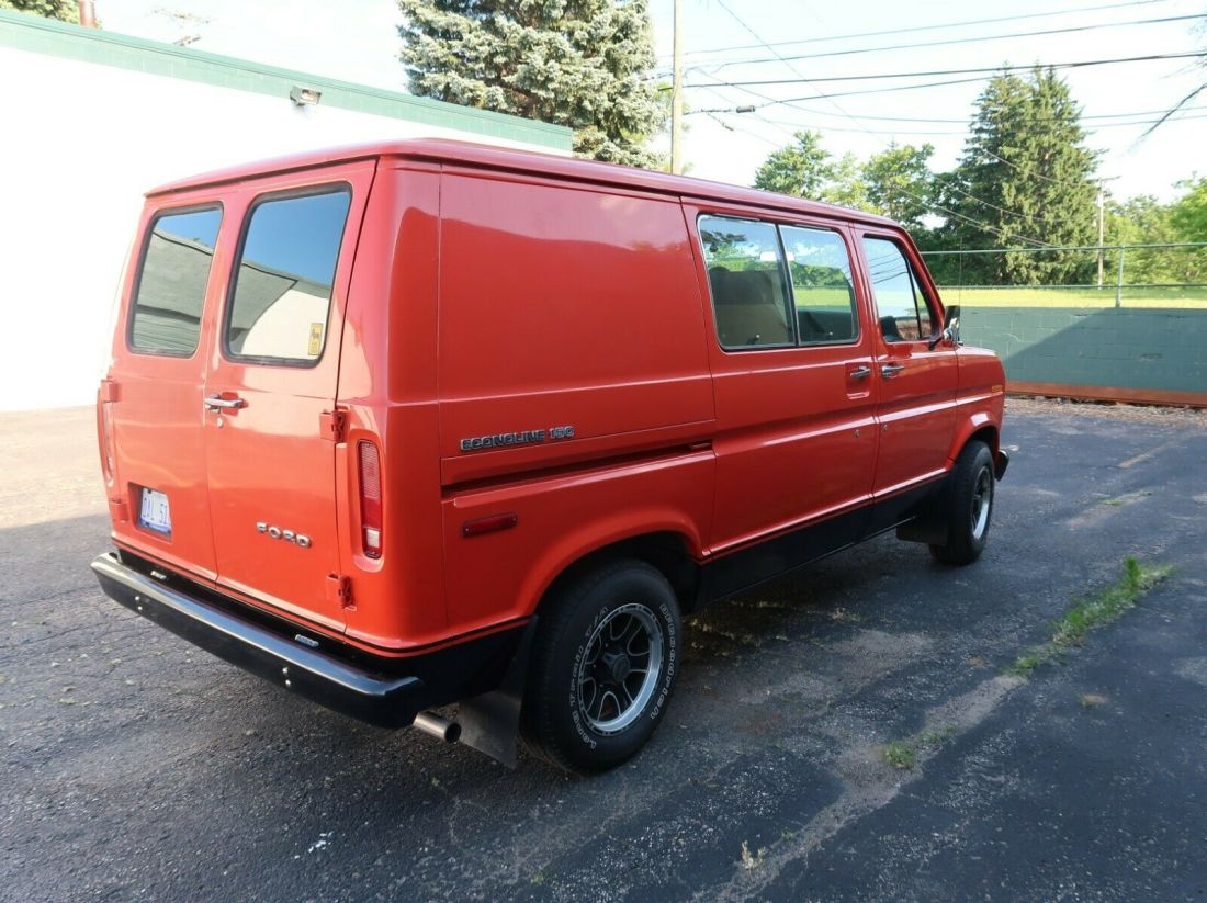 1979 Ford E-Series Van - photo 4