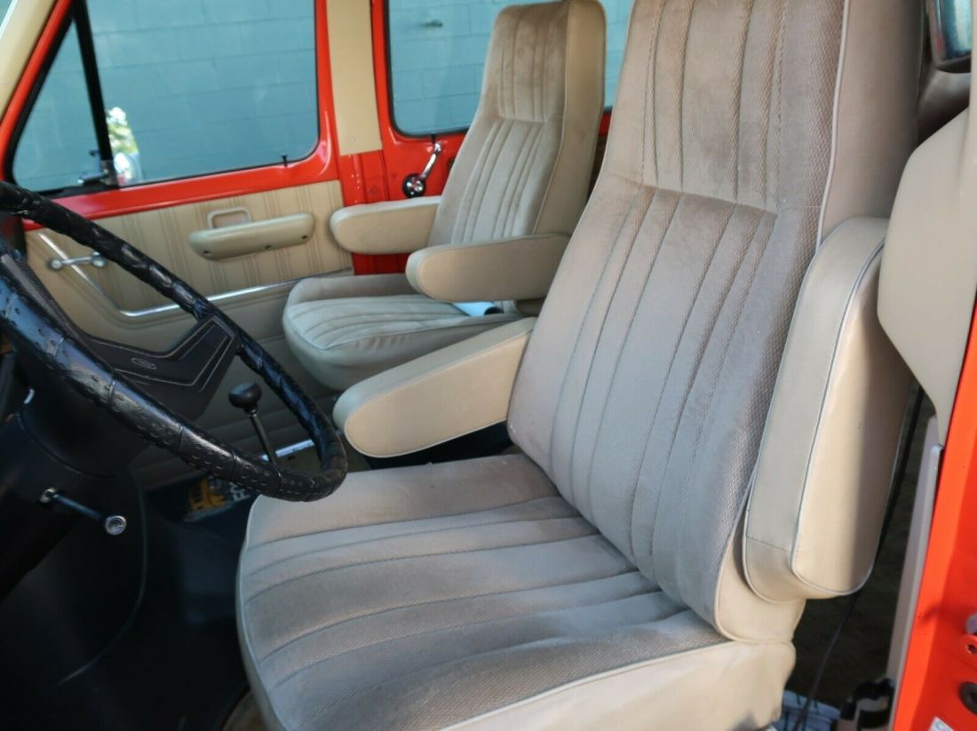 1979 Ford E-Series Van - photo 9
