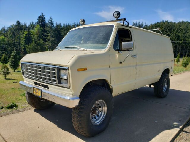1979 Ford Econoline E350 Quadravan Custom, 4x4, 460ci V8, Auto 1979 Ford E-Series Van