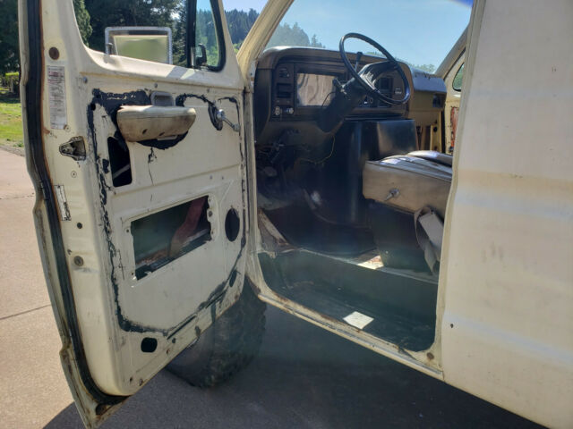 1979 Ford E-Series Van - photo 11