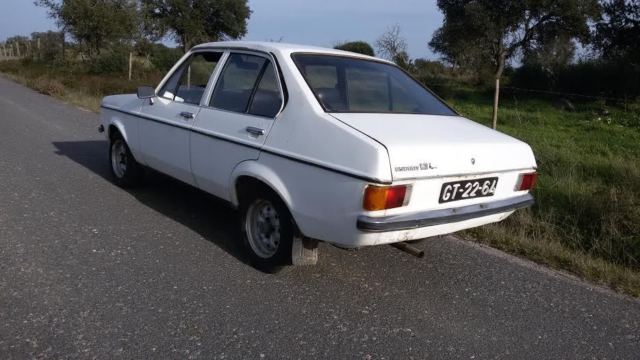 1979 Ford Escort L - photo 2