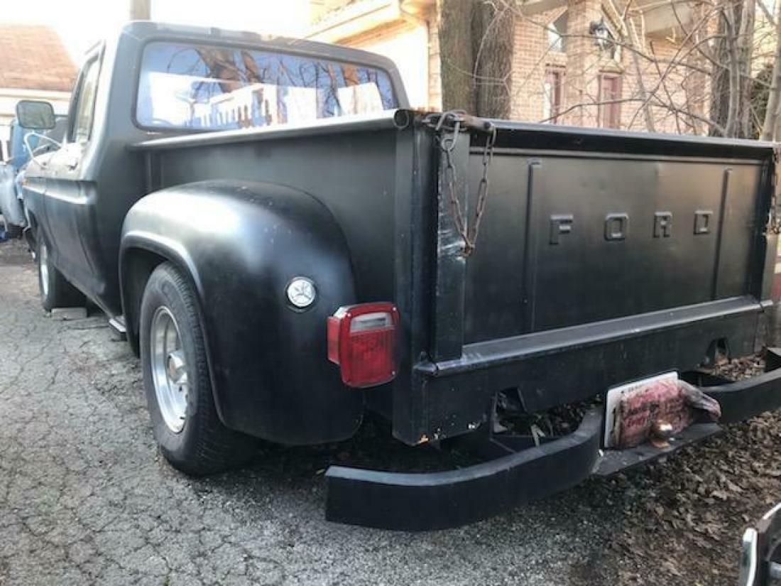 1979 Ford F-100 custom F100 shortbed stepside 351w V8 4 speed 1979 Ford F100 custom