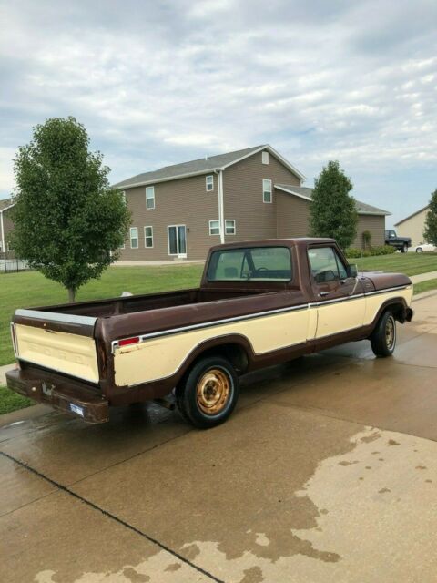 1979 Ford F-100 Custom - photo 2
