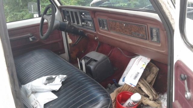 1979 Ford F-100 F-100 Custom Automatic, PS, PB, A/C - photo 7