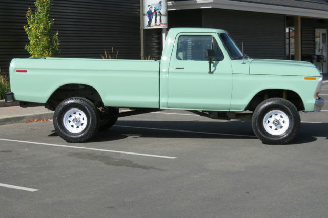 1979 Ford F-150 4x4 Reg Cab Long Bed - photo 2