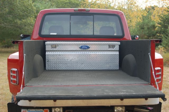 1979 Ford F-150 Custom Cab Step Side Short Box - photo 7