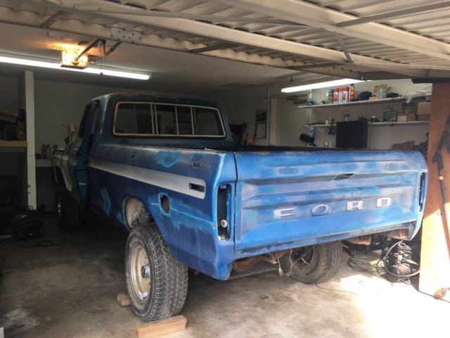 1979 Ford F-150 4x4 with Rare factory front and rear limited slip axles 1979 Ford F-150 Custom