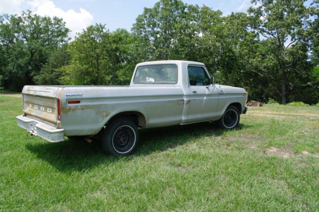 1979 Ford F-150 Custom - photo 3
