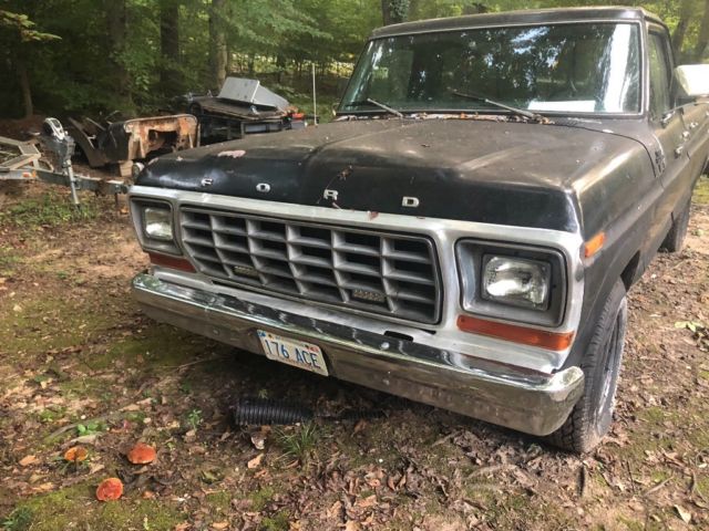 1979 Ford F-150 Lariat - photo 2