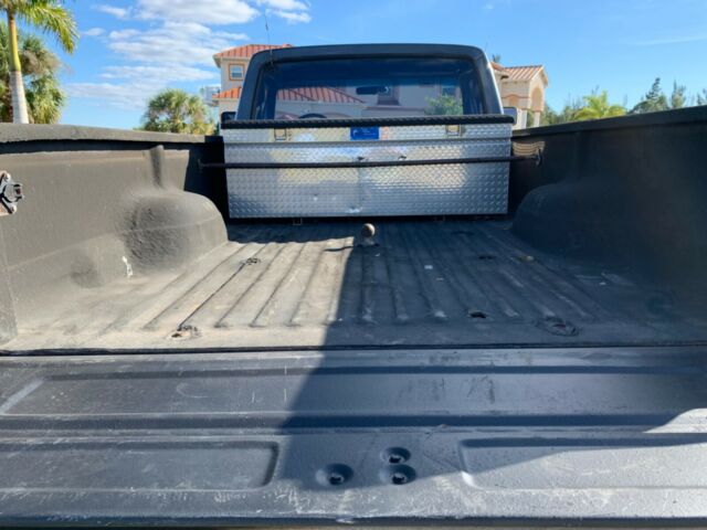 1979 Ford F-150 Ranger Lariet 4x4 A/C ZERO RUST NO RESERVE - photo 8