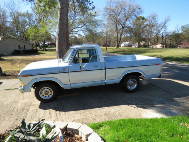 1979 Ford F-150 Ranger XLT Standard Cab Pickup 2-Door 5.0L 1979 Ford F-150