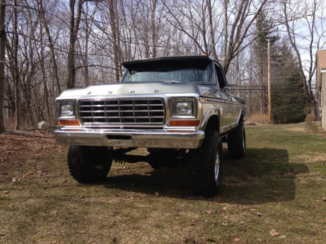 1979 Ford F-250 XLT - photo 3
