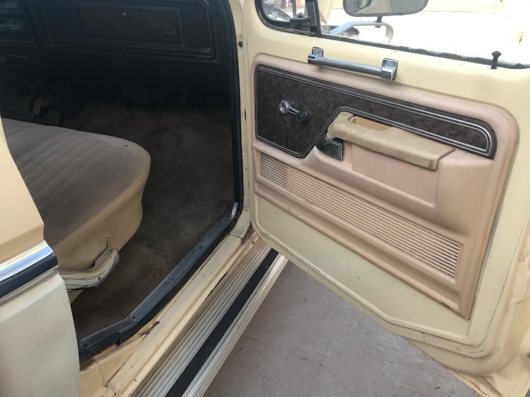 1979 Ford F-250 - photo 6