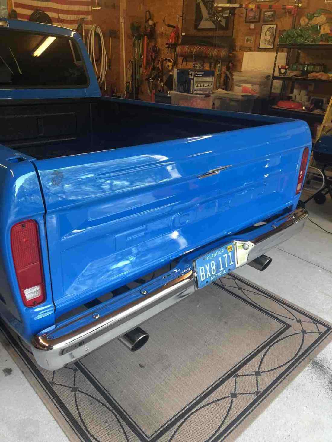 1979 Ford F100 Pickup Blue RWD Automatic Custom 1979 Ford F100 Custom