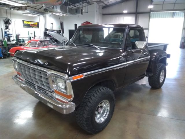 1979 Ford F-150 Custom Cab - photo 2