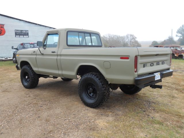 1979 FORD F150 4x4 SHORTBED BIGBLOCK 4 SPEED 1979 Ford F-150