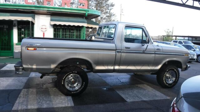 1979 Ford F-150 Short Bed 4x4 - photo 2