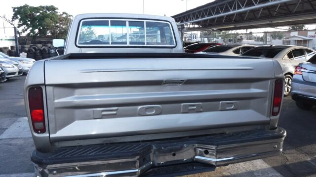 1979 Ford F-150 Short Bed 4x4 - photo 8