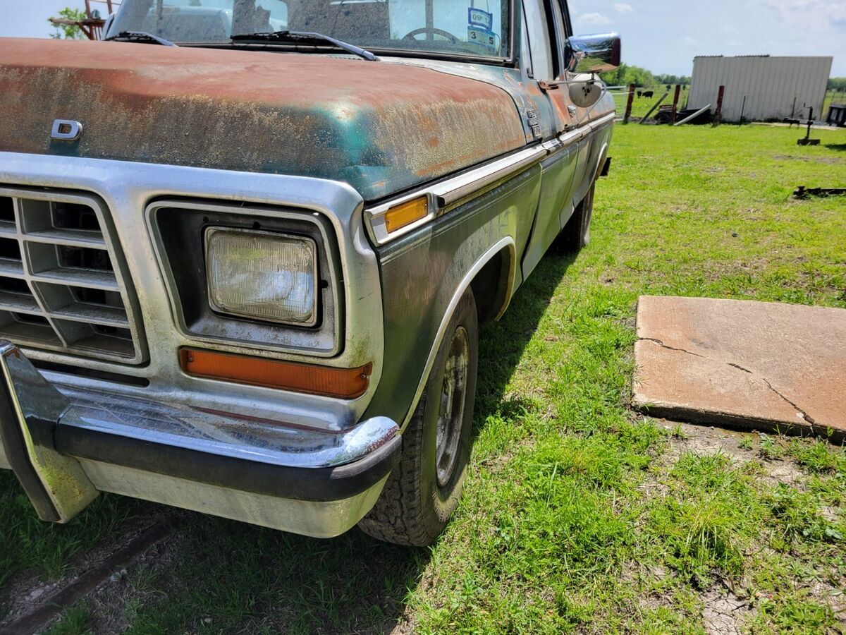 1979 Ford F-250 XLT - photo 4