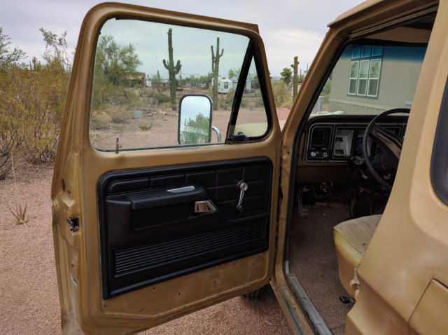 1979 Ford F-250 Custom - photo 2