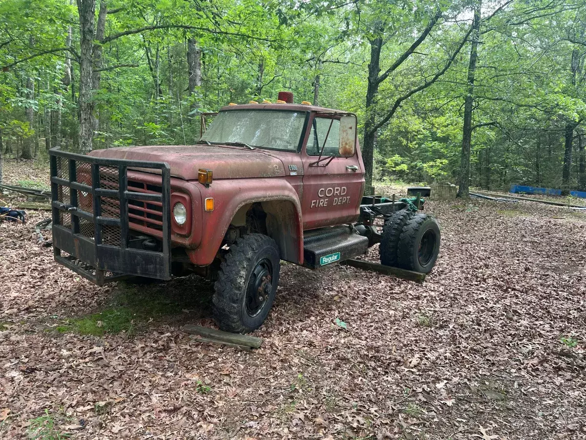 1979 Ford F600 4x4 Truck, Cab and Chassis 1979 Ford 600-Series