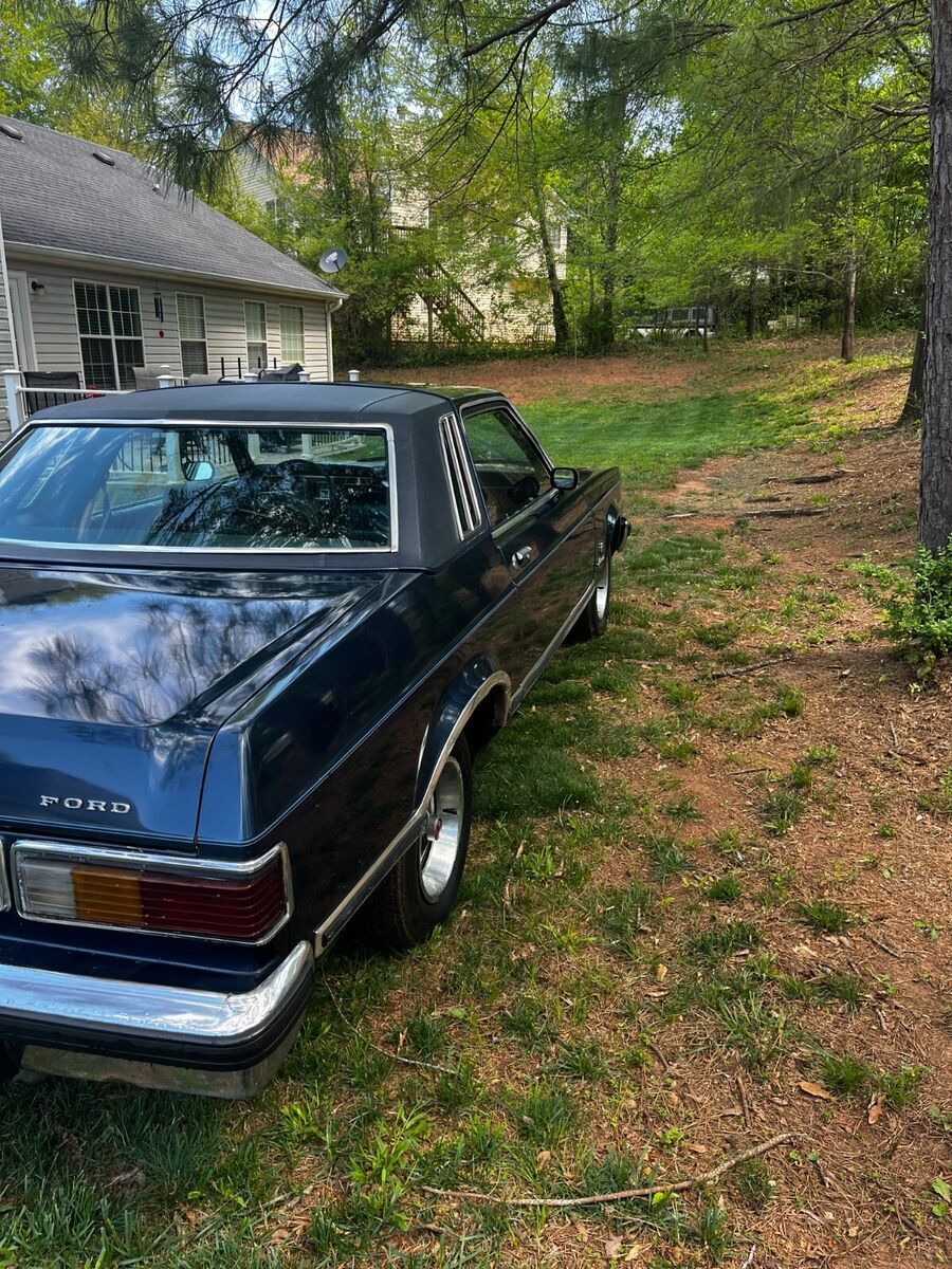 1979 Ford Granada - photo 4