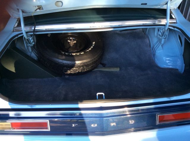 1979 Ford LTD 2 Base Hardtop 2-Door - photo 2