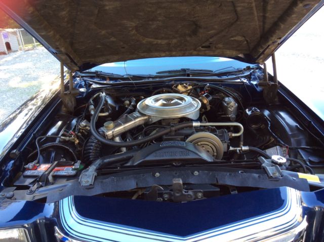 1979 Ford LTD 2 Base Hardtop 2-Door - photo 5