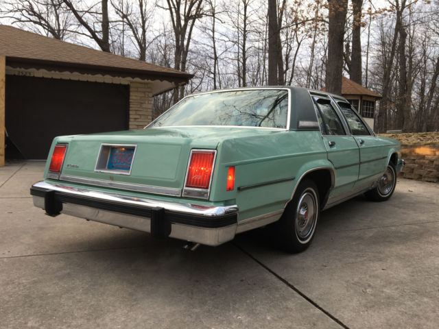 1979 Ford Crown Victoria Landau LTD - photo 6