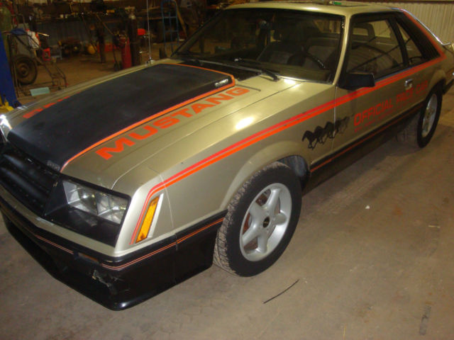 1979 Ford Mustang Base Hatchback 2-Door 2.3L 1979 Ford Mustang Base Hatchback 2-Door