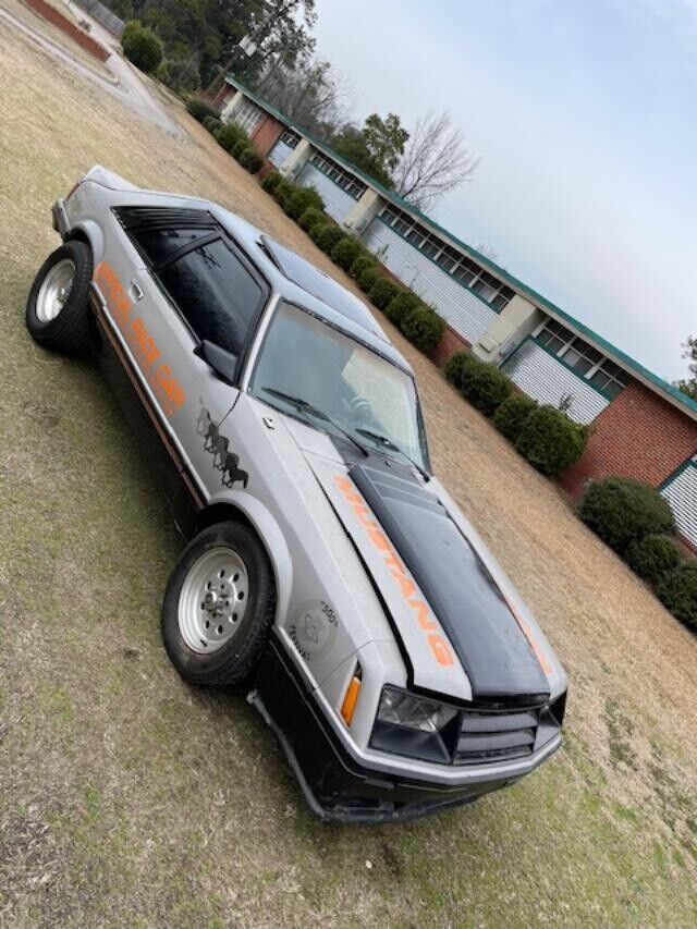 1979 Ford Mustang - photo 3