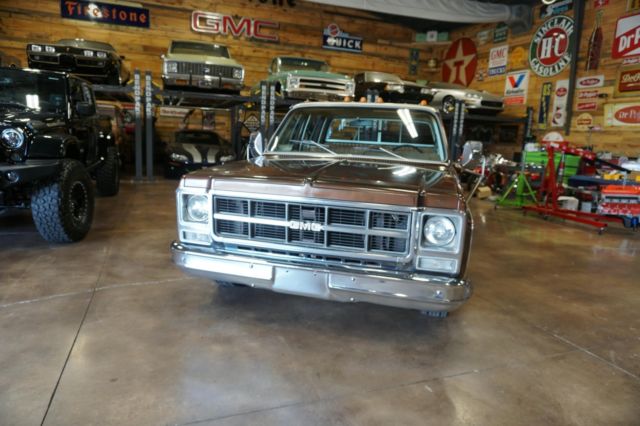 1979 GMC C35 Sierra Grande Camper Special - photo 10