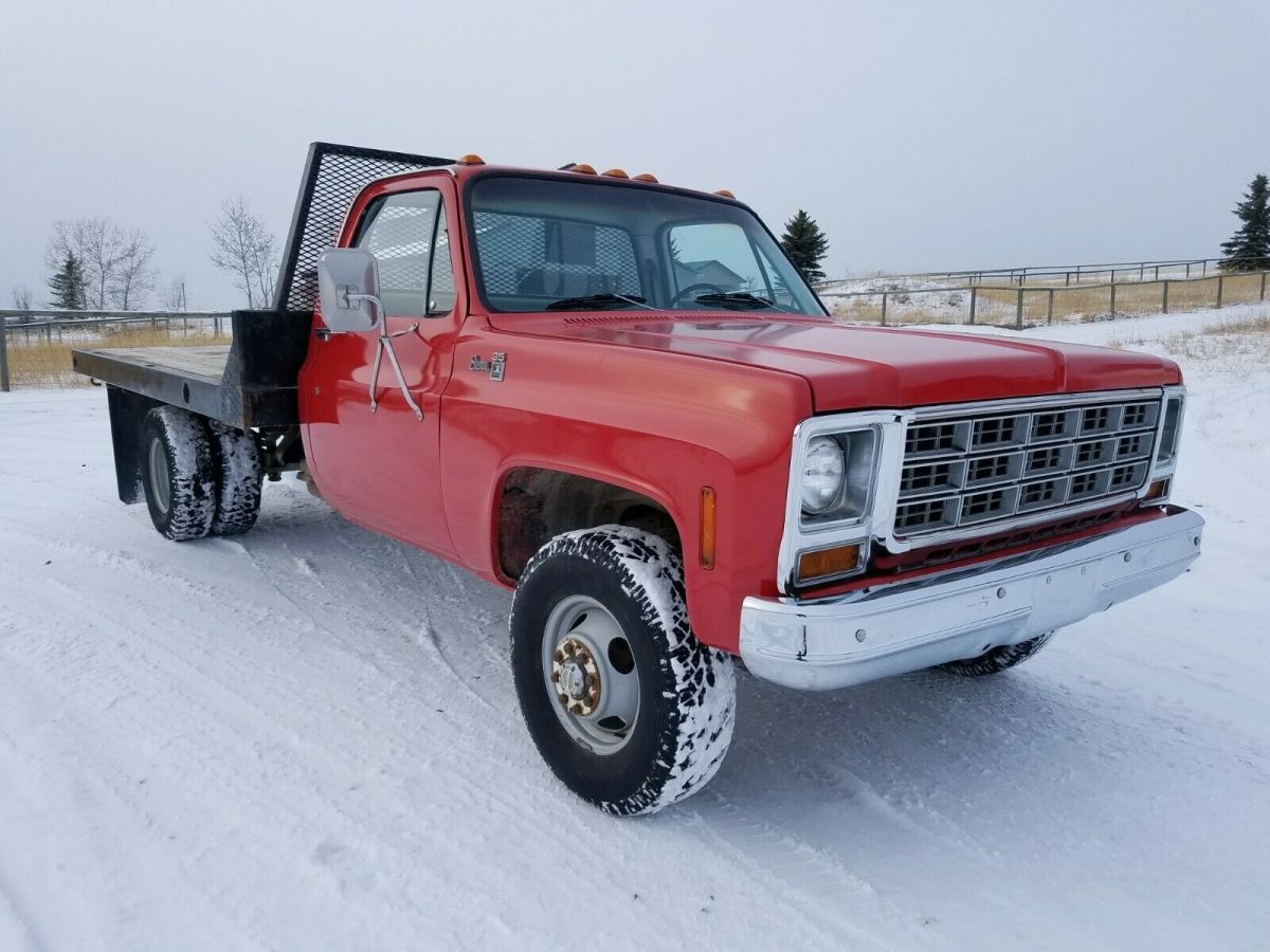 1979 GMC K35 1-TON 4X4 DUALLY SQUAREBODY PICKUP TRUCK. CLEAN SQUARE BODY FLATBED 1979 GMC Sierra 3500