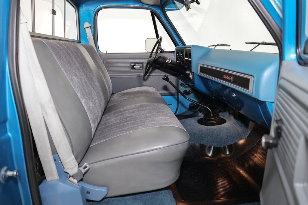 1979 GMC Pickup Stepside, One Owner, 4 speed PS PB - photo 12