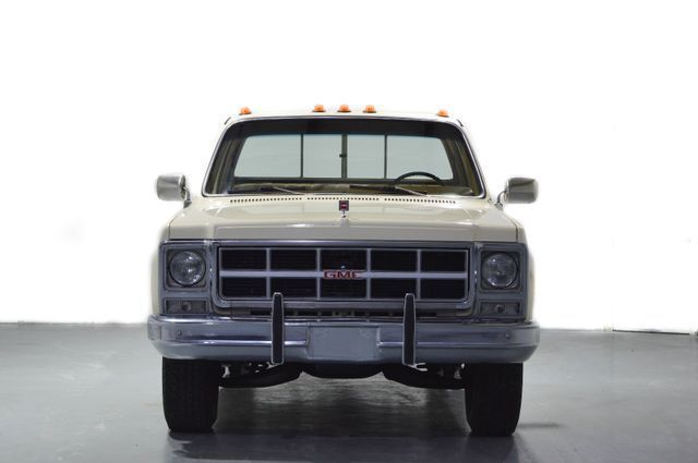 1979 GMC Sierra 3500 C35 - photo 3